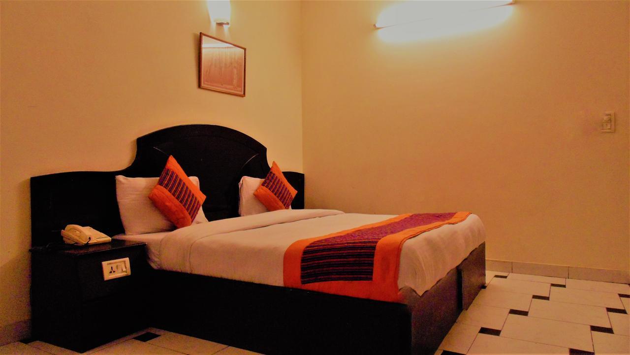 Hotel Maharaja Delhi  Ngoại thất bức ảnh